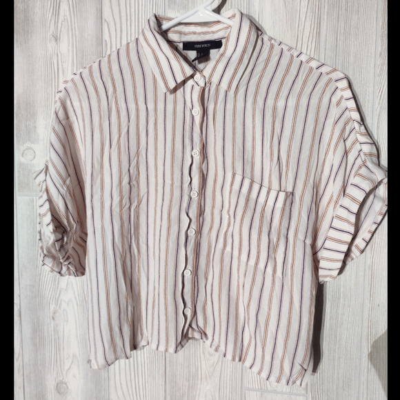 ✴️3 for $15: Forever 21 Button-Up Crop Top - Picture 11 of 11